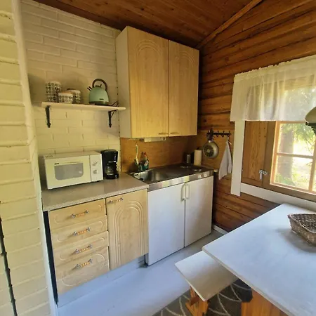 Hietajaerven Helmi, Moekki 3 Joensuu