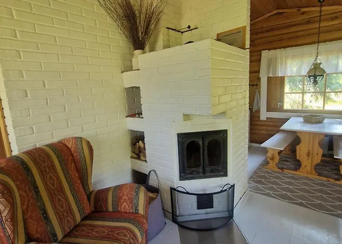 Hietajaerven Helmi, Moekki 3 בקתה *